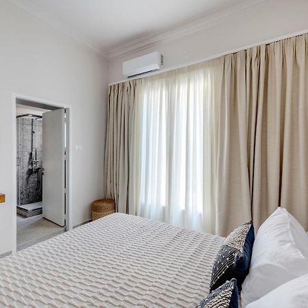 Nomadic Cozy Rooms Ermoupoli Esterno foto