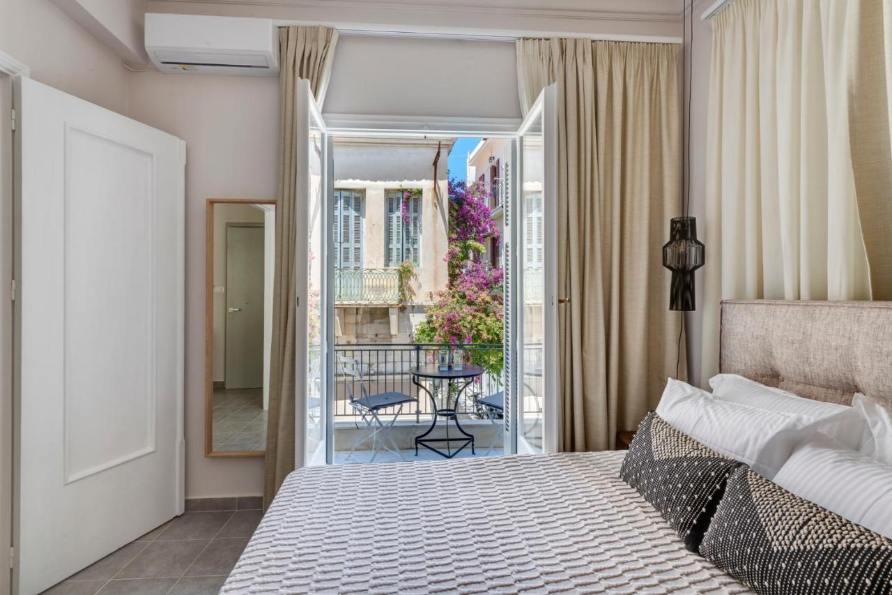 Nomadic Cozy Rooms Ermoupoli Esterno foto