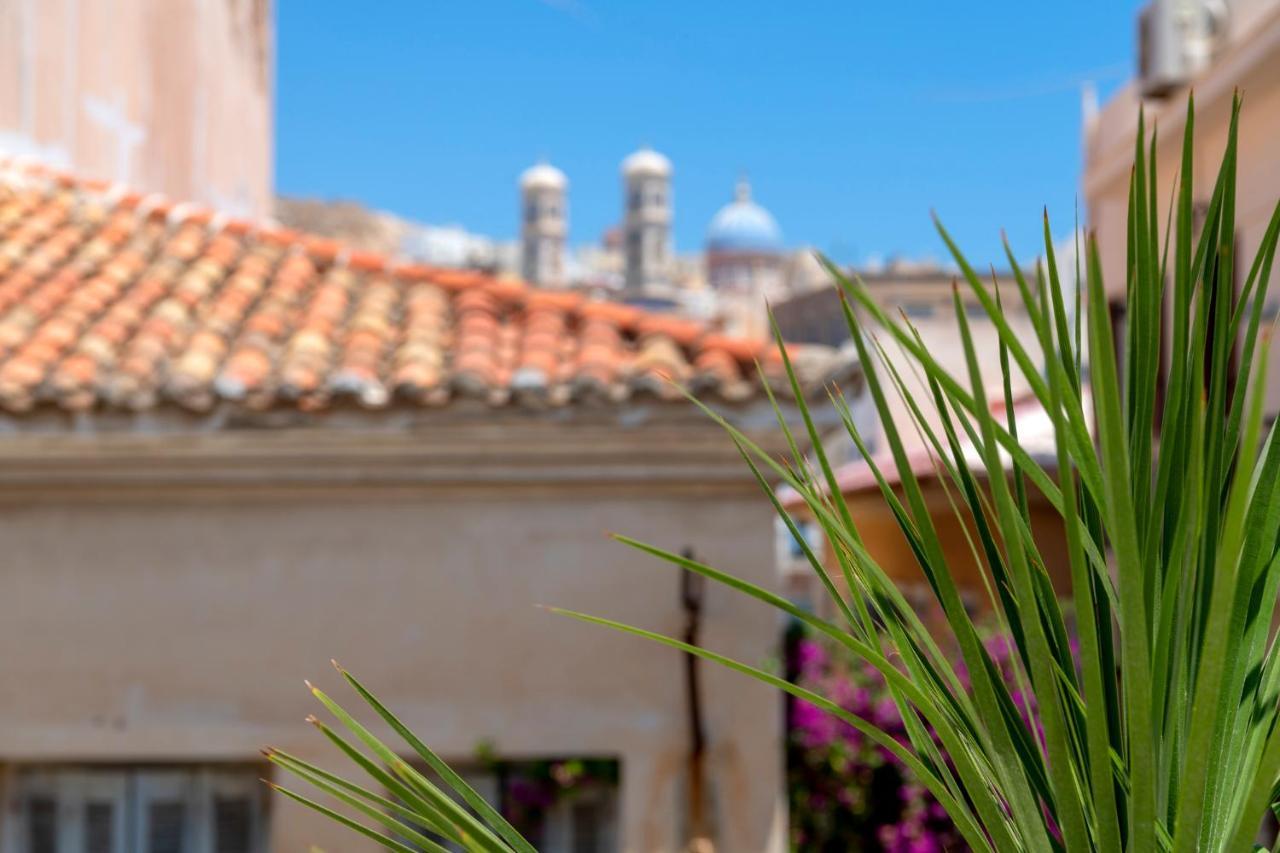 Nomadic Cozy Rooms Ermoupoli Esterno foto