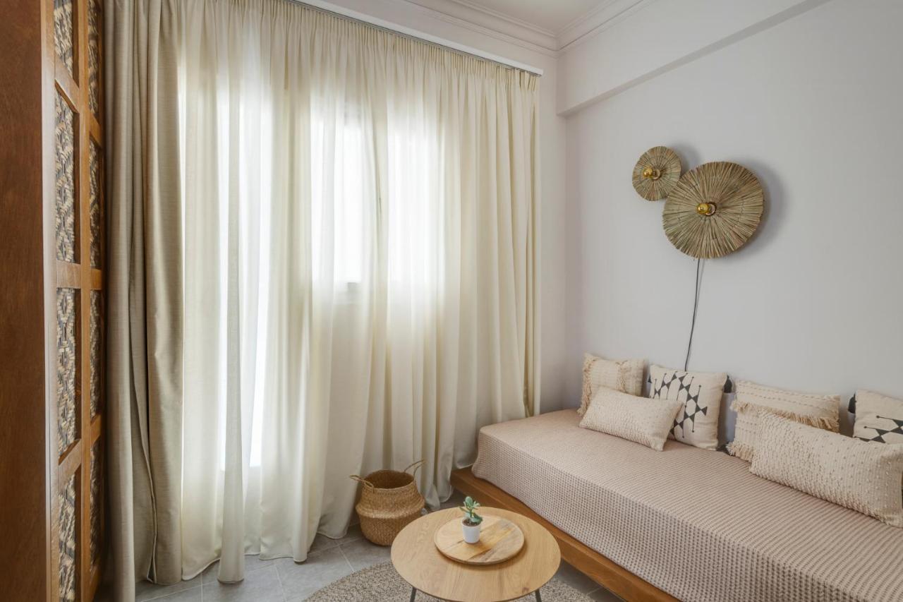 Nomadic Cozy Rooms Ermoupoli Esterno foto