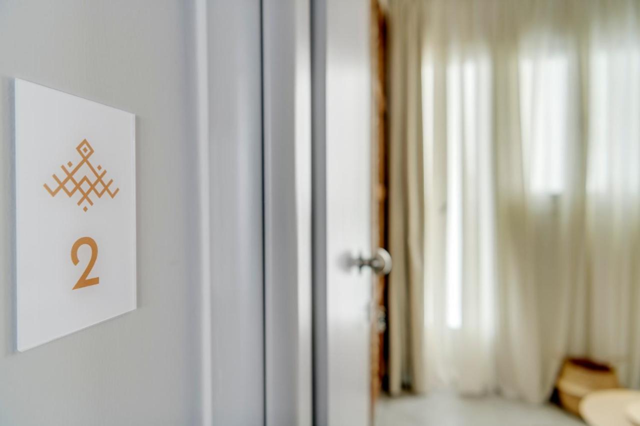 Nomadic Cozy Rooms Ermoupoli Esterno foto